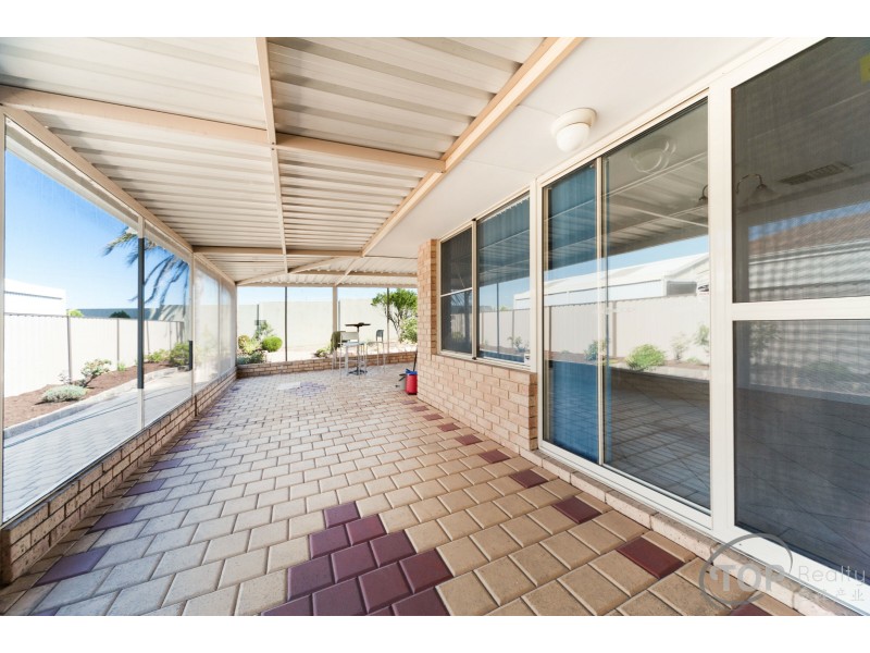 34 Fern Leaf Court, Leeming WA 6149