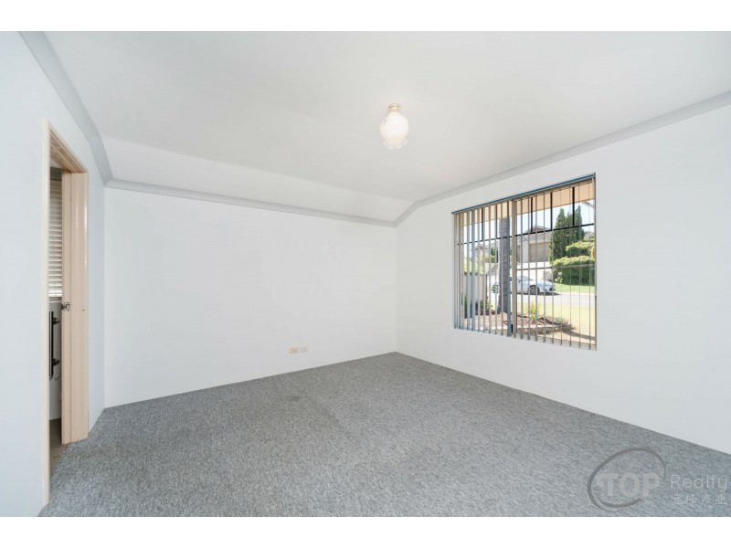 34 Fern Leaf Court, Leeming WA 6149