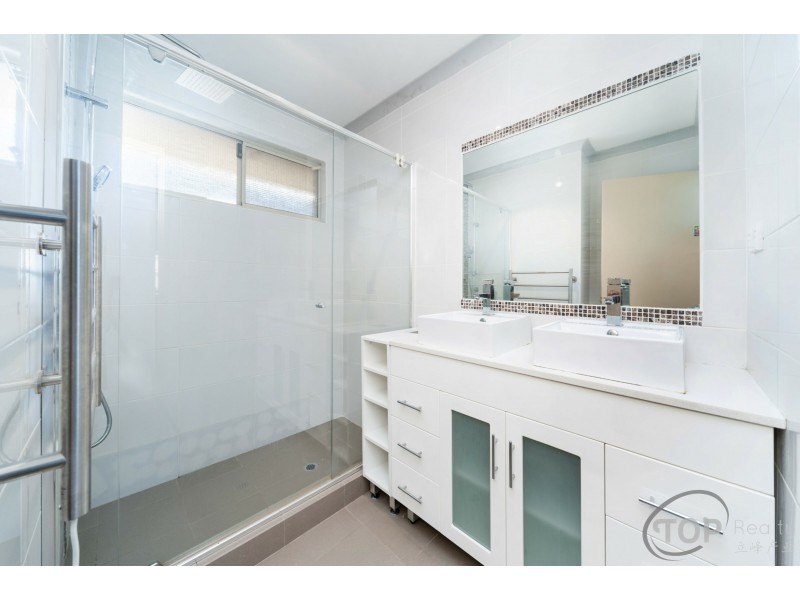 34 Fern Leaf Court, Leeming WA 6149