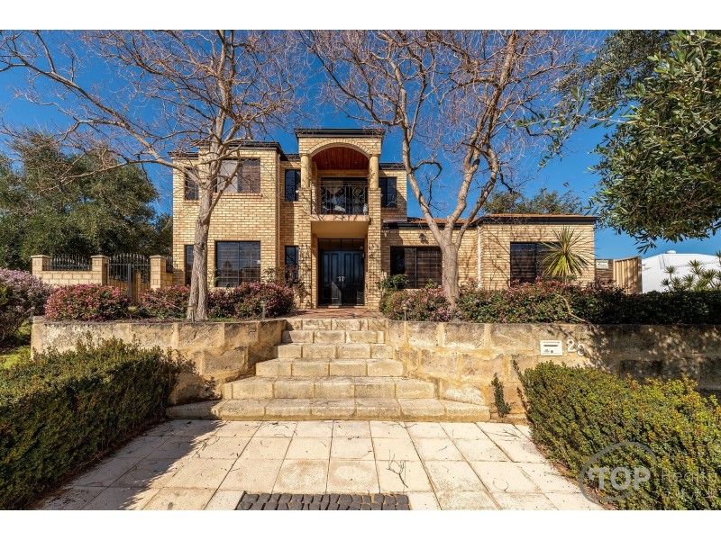 28 Lowan Loop, Karawara WA 6152