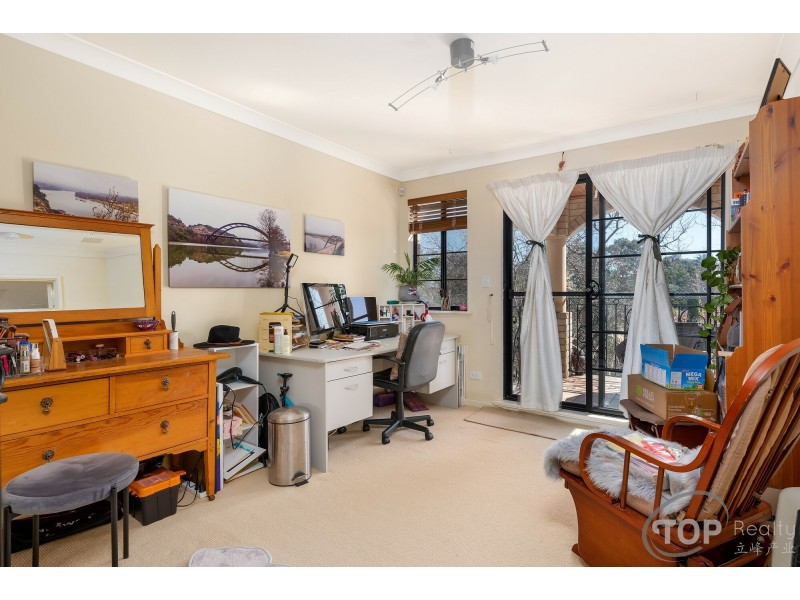 28 Lowan Loop, Karawara WA 6152