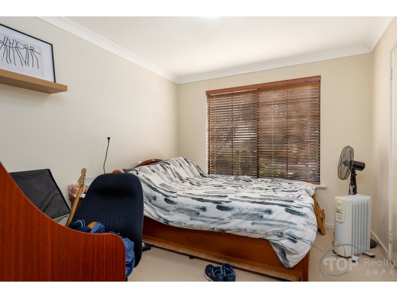 28 Lowan Loop, Karawara WA 6152