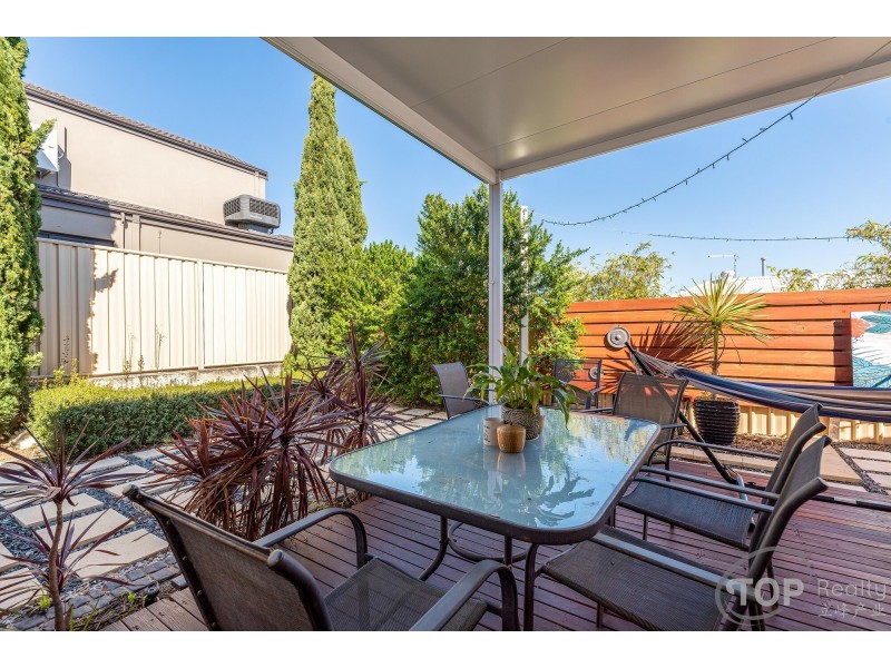 28 Lowan Loop, Karawara WA 6152