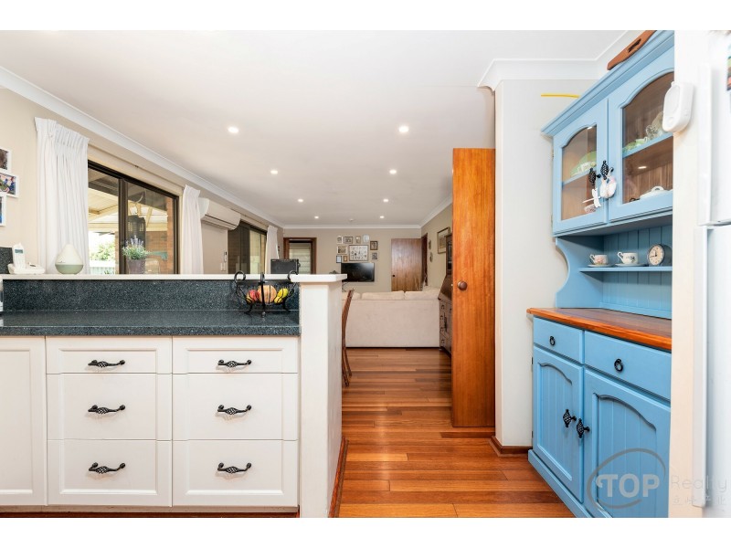 12 Pearson Crescent, Bull Creek WA 6149