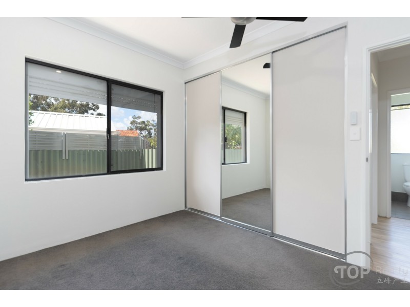 12 Pearson Crescent, Bull Creek WA 6149