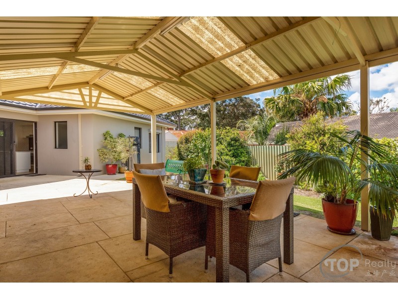 12 Pearson Crescent, Bull Creek WA 6149