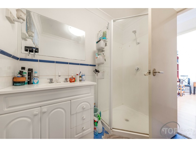 Unit 2, 72 Barbican St W, Shelley WA 6148