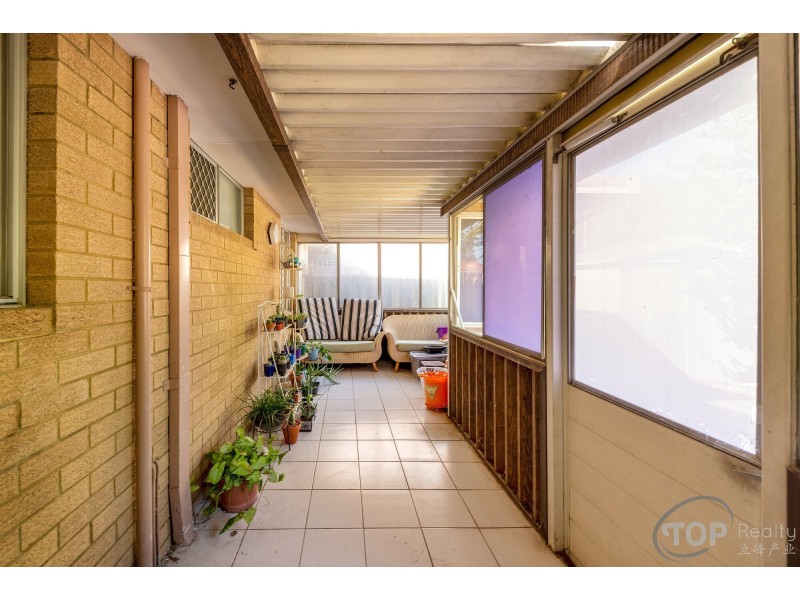 Unit 2, 72 Barbican St W, Shelley WA 6148