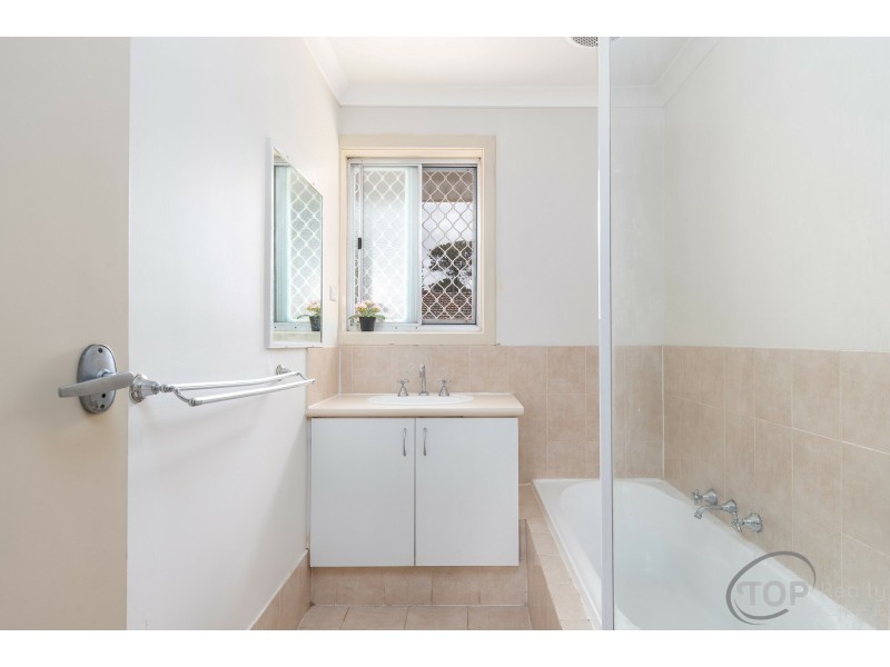 83 Walanna Drive, Karawara WA 6152