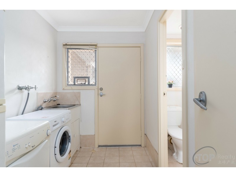 83 Walanna Drive, Karawara WA 6152