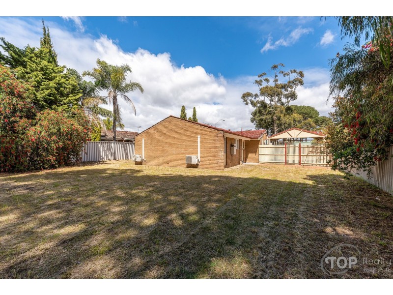 83 Walanna Drive, Karawara WA 6152