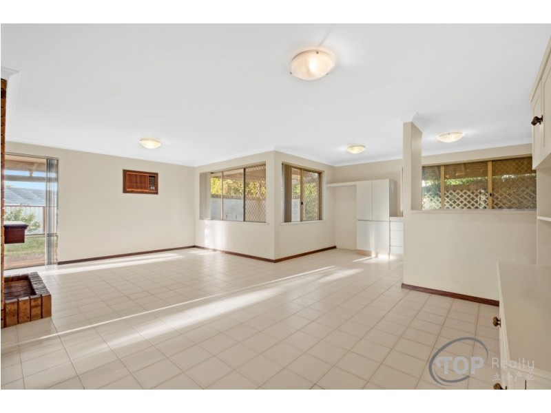 6 Haven Place, Thornlie WA 6108