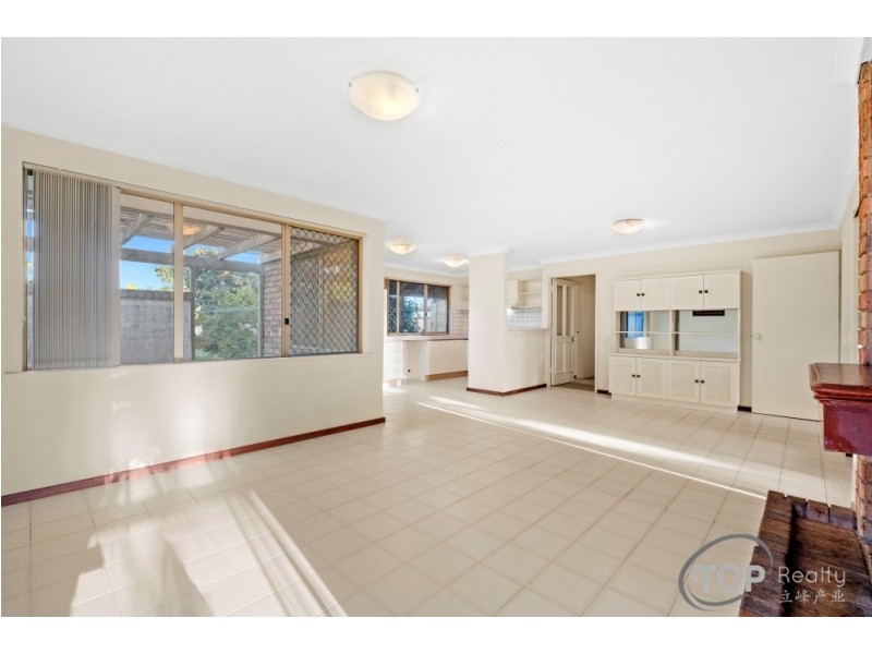 6 Haven Place, Thornlie WA 6108