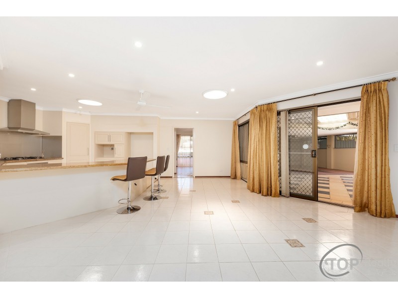 4 Stawell Lane, Willetton WA 6155