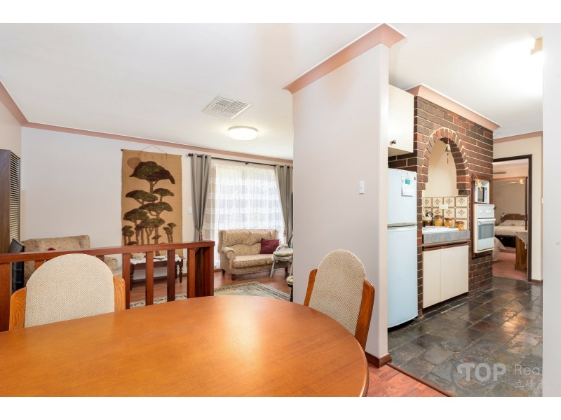 8 Lauri Court, Parkwood WA 6147