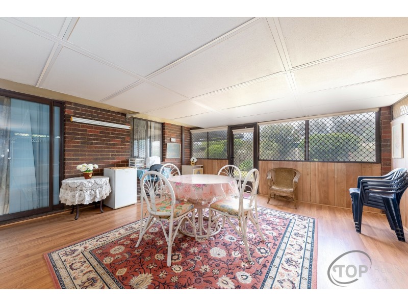 8 Lauri Court, Parkwood WA 6147