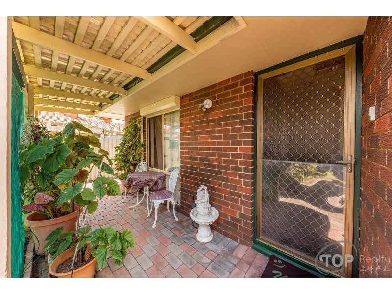 8 Lauri Court, Parkwood WA 6147