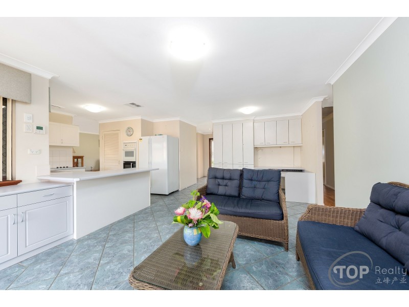 18 Lythe Place, Willetton WA 6155