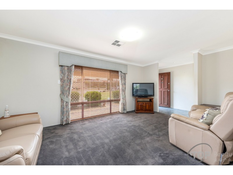 18 Lythe Place, Willetton WA 6155