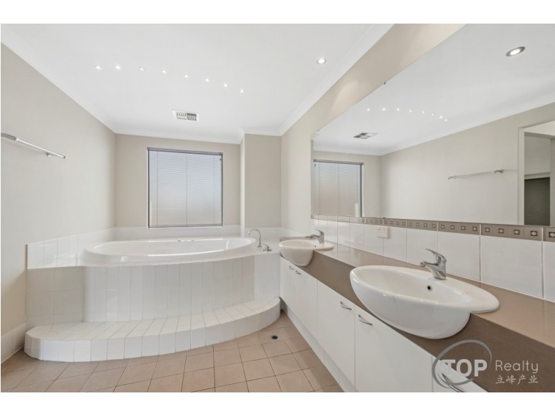 Unit 2/51 Tidewater Way, Ascot WA 6104