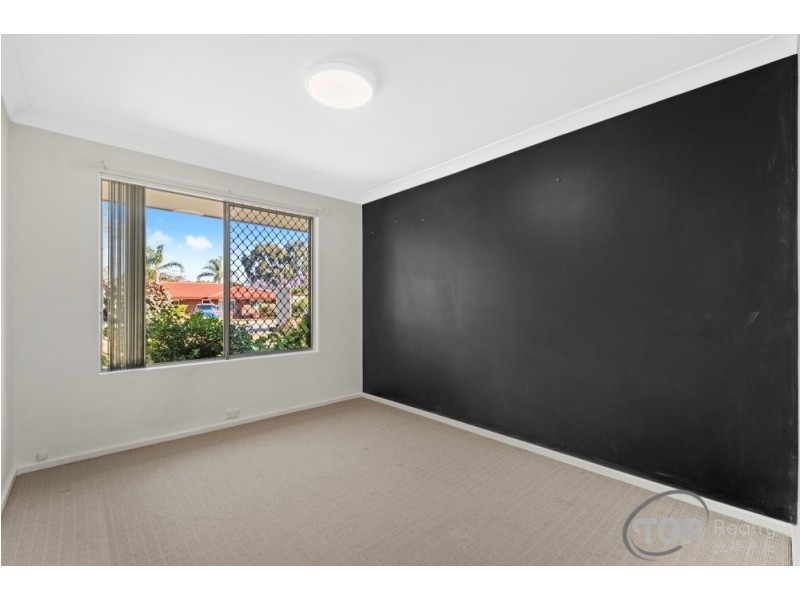 12 Camsell Way, Ferndale WA 6148