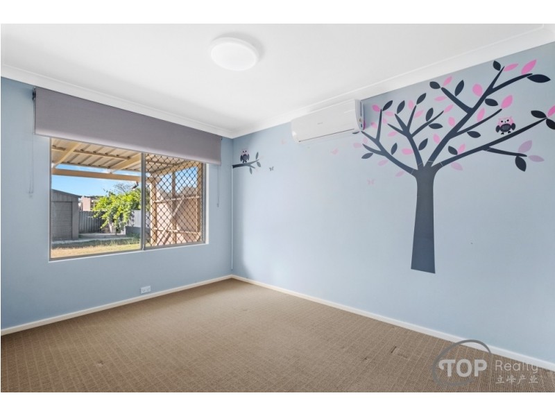 12 Camsell Way, Ferndale WA 6148