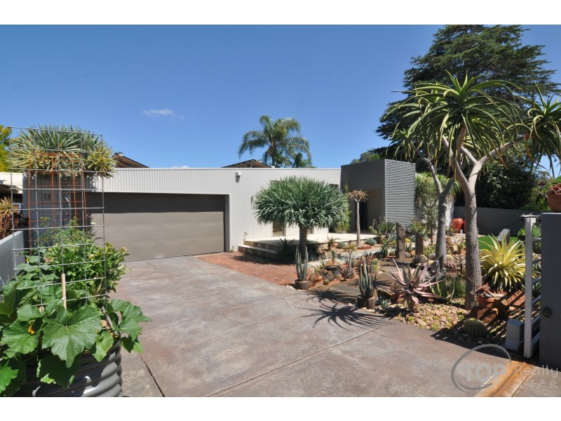 43 Scribbly Gum Square, Willetton WA 6155