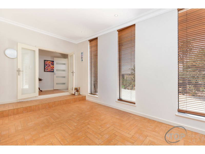 43 Scribbly Gum Square, Willetton WA 6155