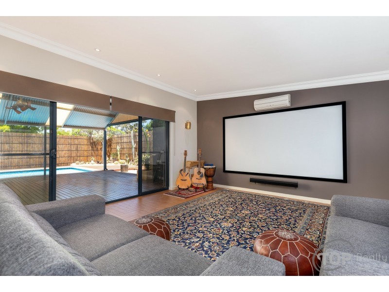 43 Scribbly Gum Square, Willetton WA 6155