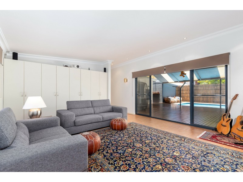 43 Scribbly Gum Square, Willetton WA 6155