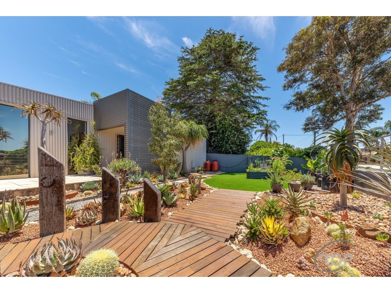 43 Scribbly Gum Square, Willetton WA 6155