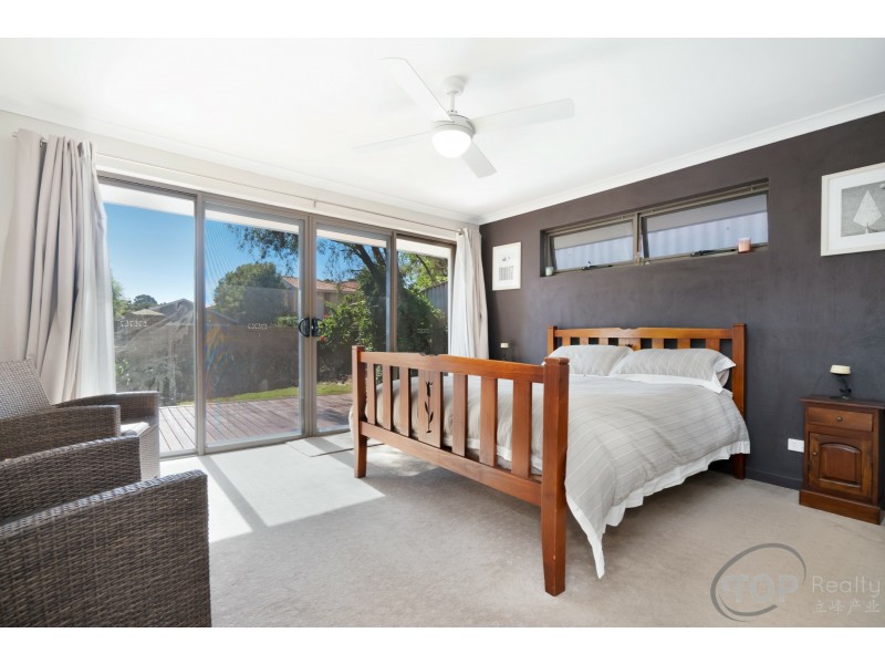25 Farleigh Drive, Willetton WA 6155