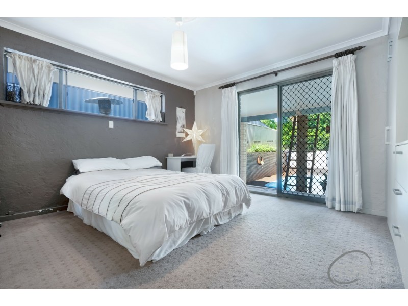 25 Farleigh Drive, Willetton WA 6155