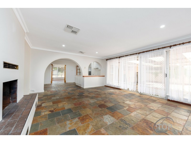 21 Acanthus Road, Willetton WA 6155