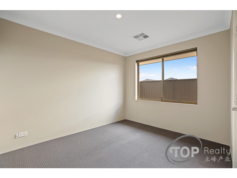 86 Waterfoot Loop, Canning Vale WA 6155