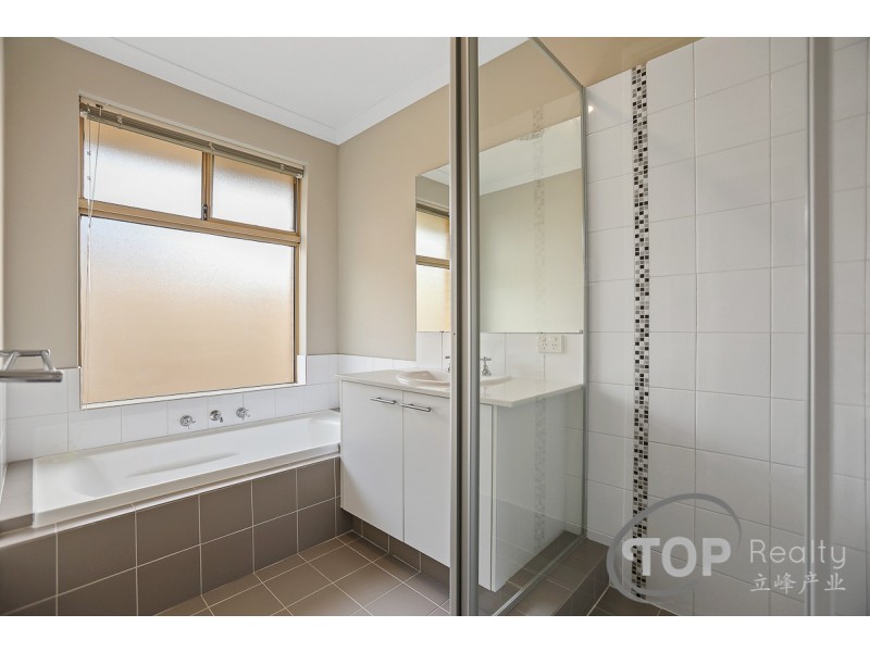 86 Waterfoot Loop, Canning Vale WA 6155