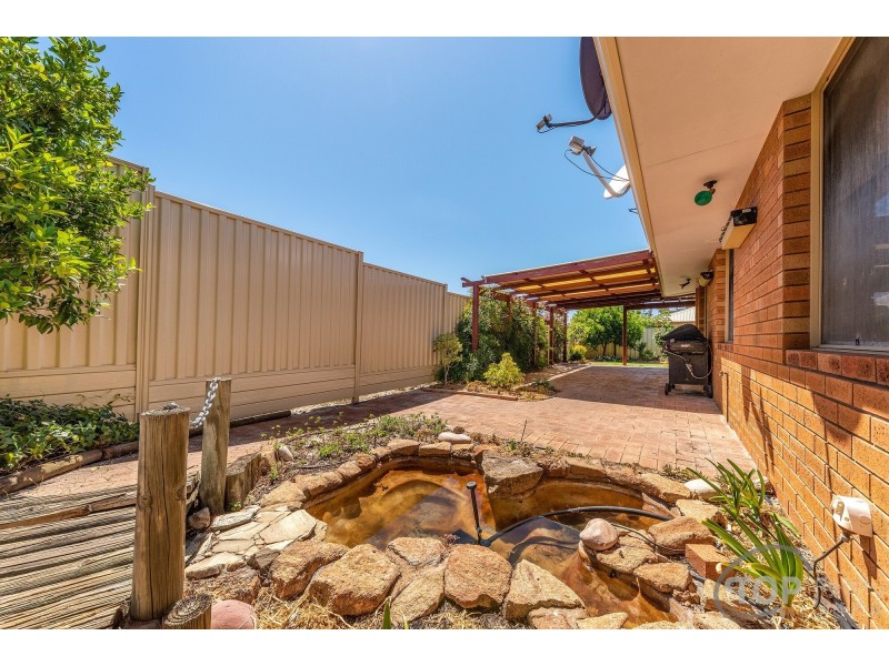 37 Tippett Court, Willetton WA 6155