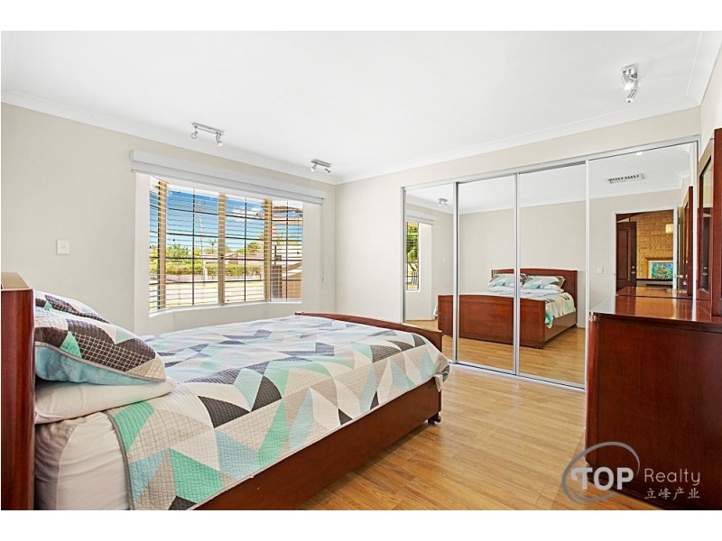 13 Stevenson Way, Willetton WA 6155