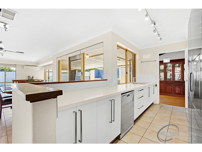 13 Stevenson Way, Willetton WA 6155