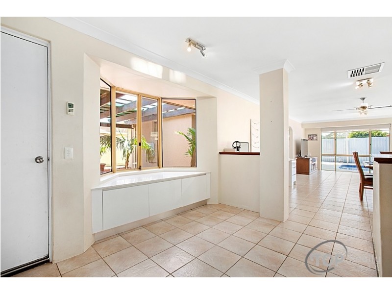 13 Stevenson Way, Willetton WA 6155