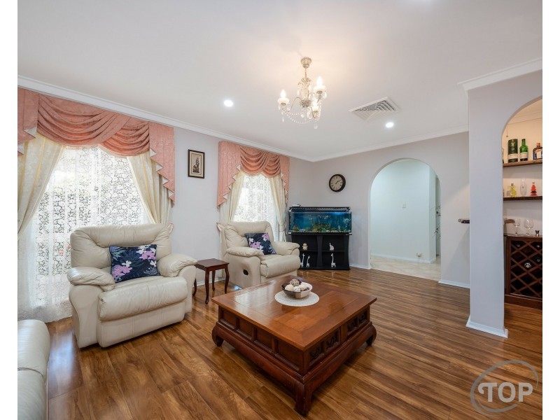 8 Bernera Drive, Willetton WA 6155