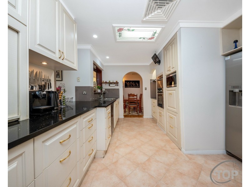 8 Bernera Drive, Willetton WA 6155