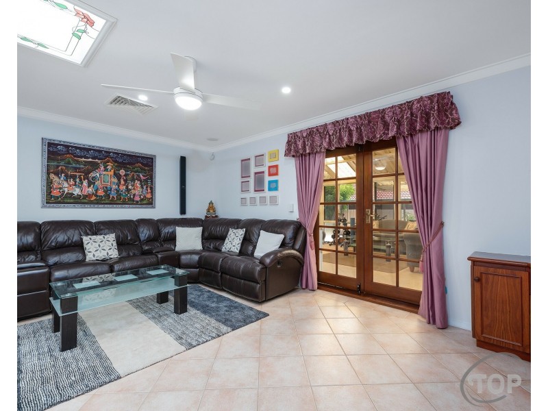 8 Bernera Drive, Willetton WA 6155