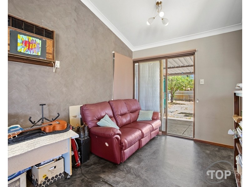 56 Meadowbrook Drive, Parkwood WA 6147