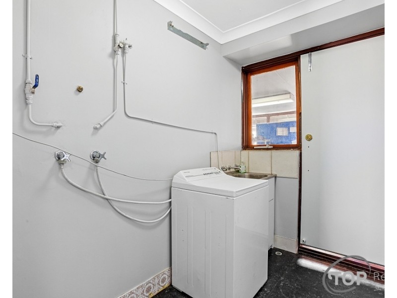 56 Meadowbrook Drive, Parkwood WA 6147