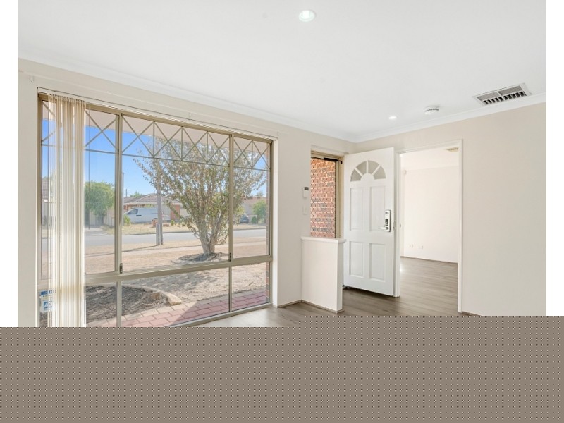 11 Osten Drive, Langford WA 6147