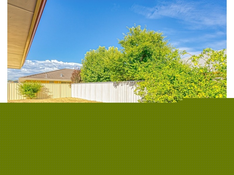 11 Osten Drive, Langford WA 6147