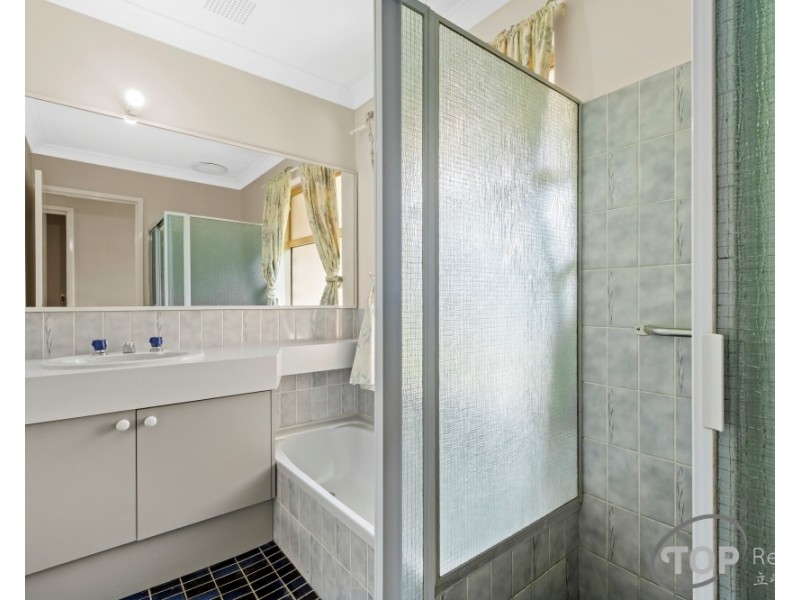 4A Finch Place, Bull Creek WA 6149