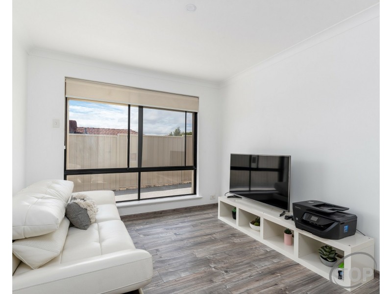 36 Hillock Circle, Leeming WA 6149