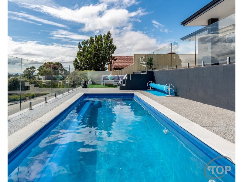 36 Hillock Circle, Leeming WA 6149